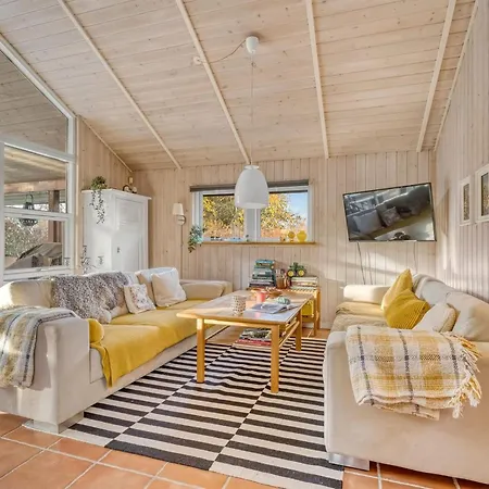 Holiday home Wyanet - 600m From The Sea By Interhome Stege