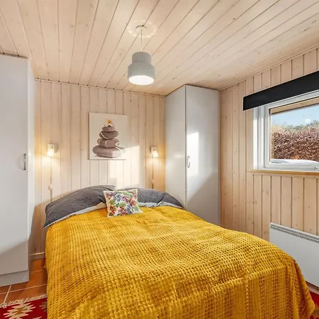 Wyanet - 600m From The Sea By Interhome